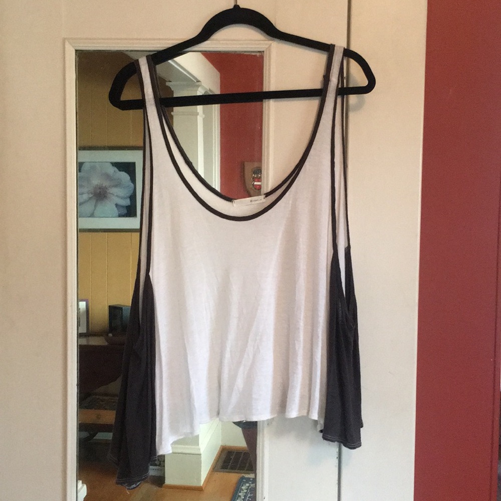 Flowy tank!